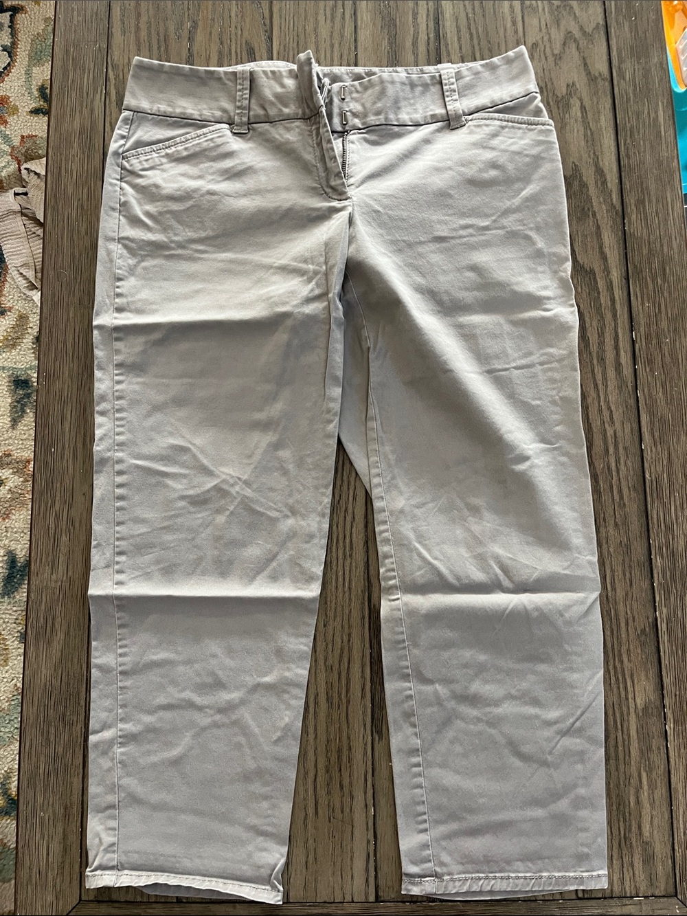 Ann Taylor Light Gray Women's Casual Capris